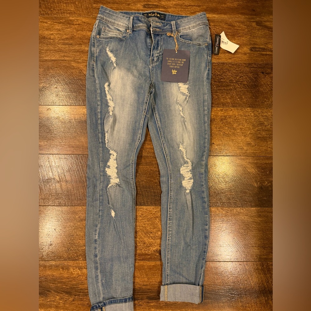 Women’s brand new skinny Jeans